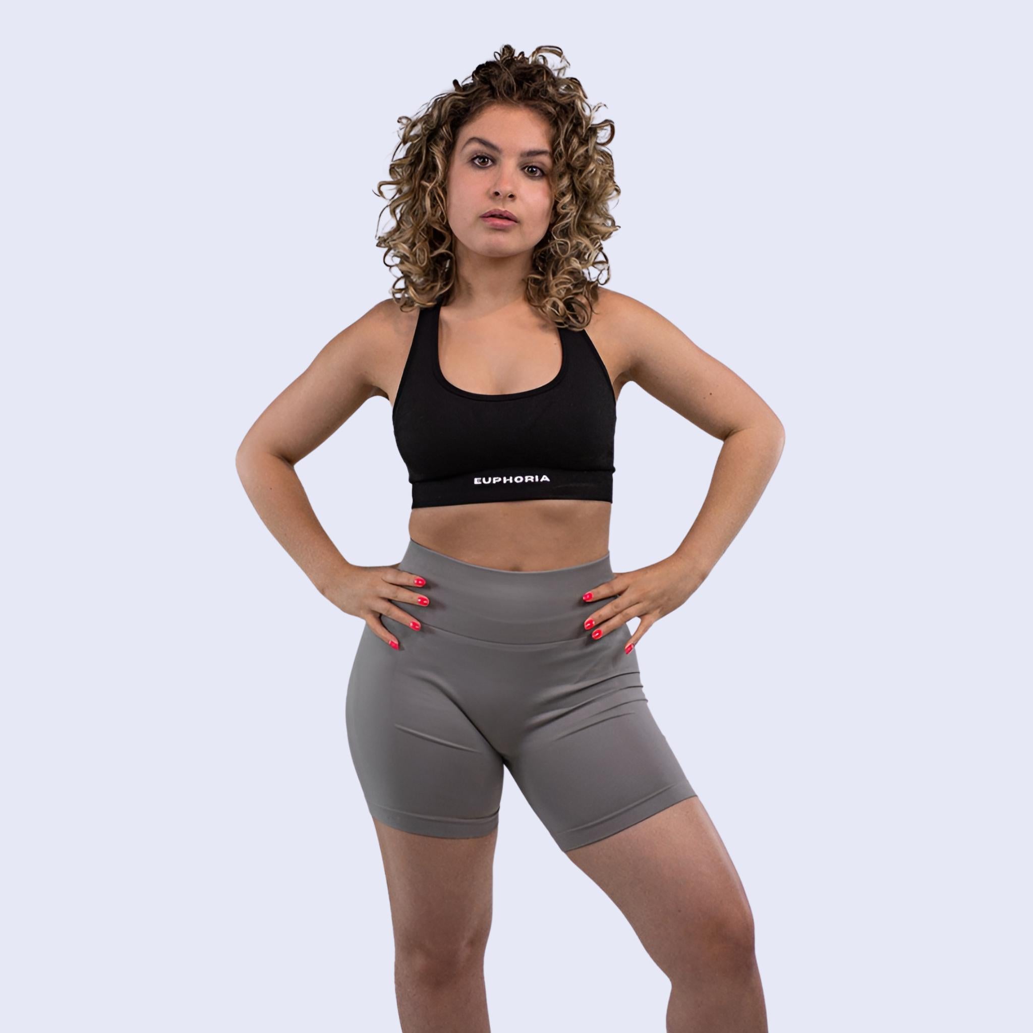 Short smokey grey