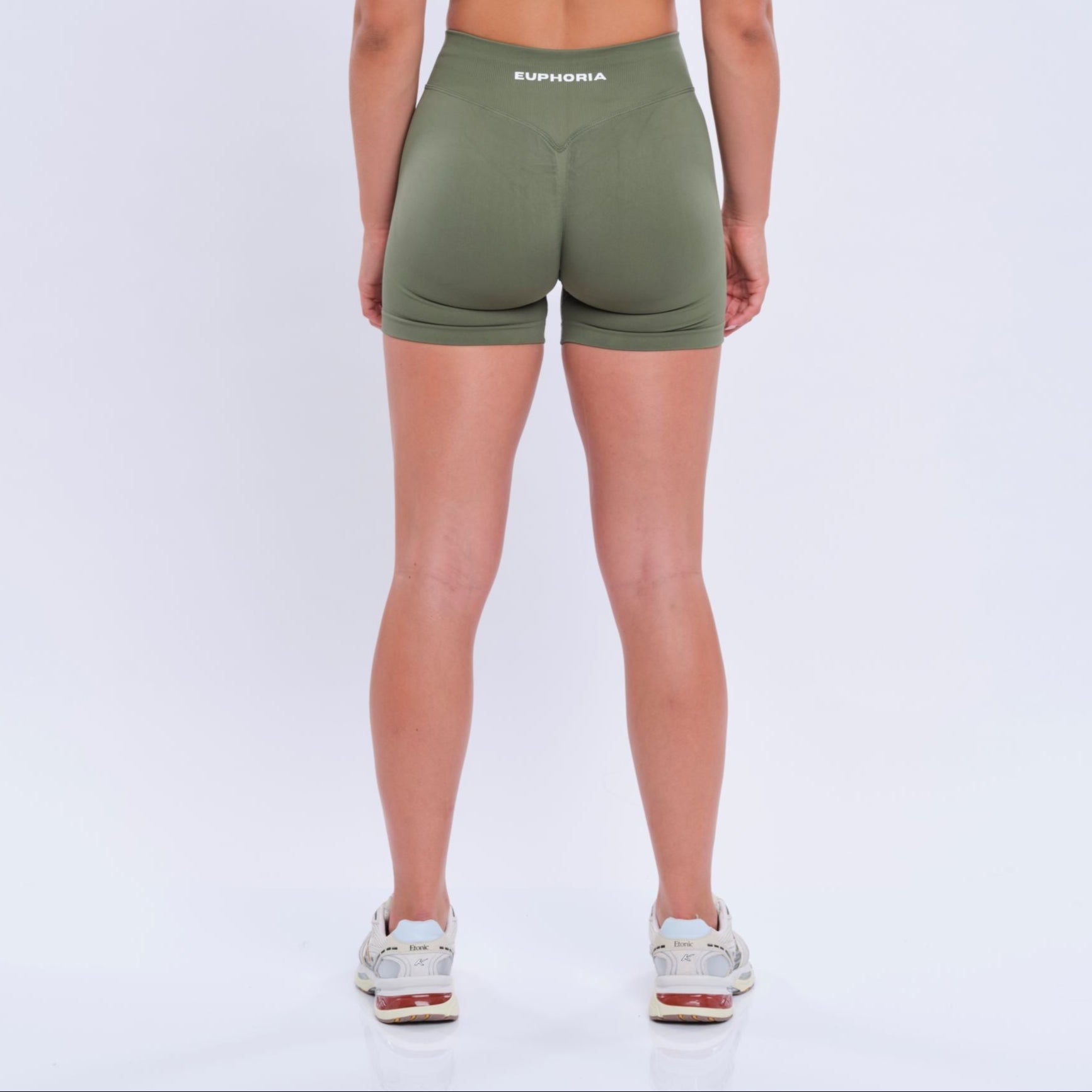 Short Olive