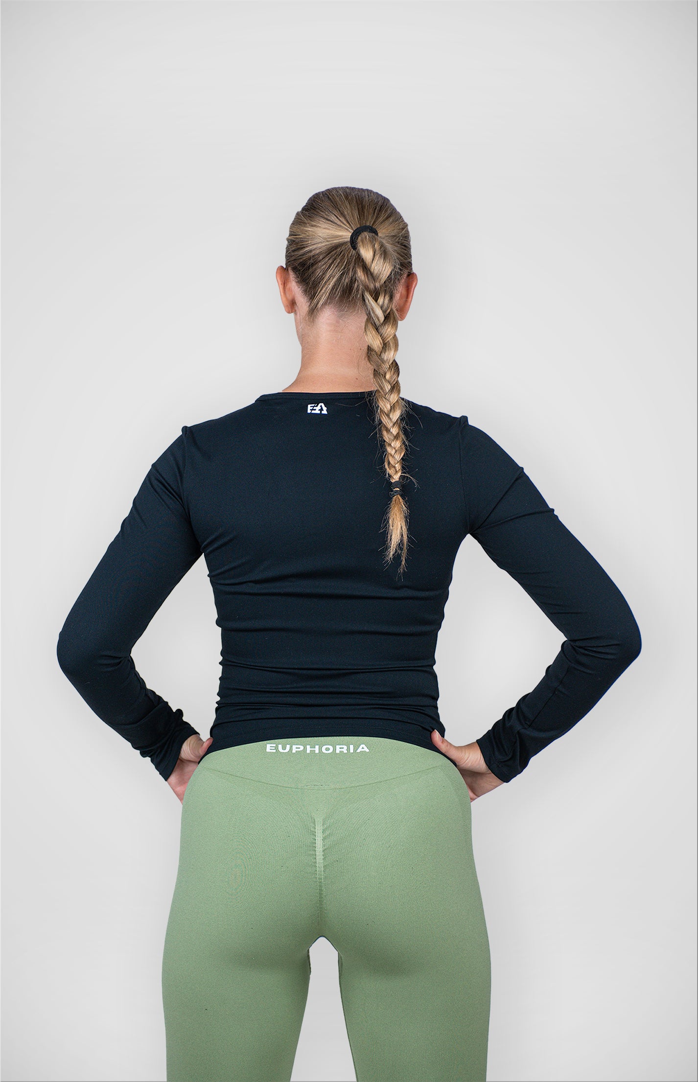Long sleeve black